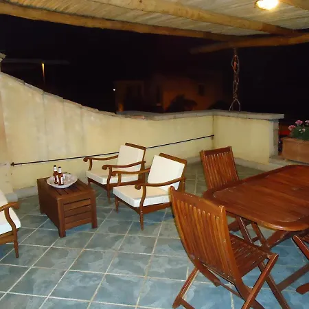 A Terrace Near The Sea Casa de Férias *